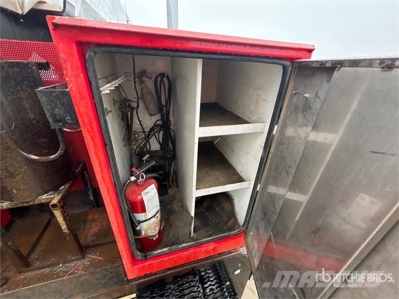 Peterbilt 45110T 45 ton Straight Boom on Peterbilt 367 10x6  Crane trucks