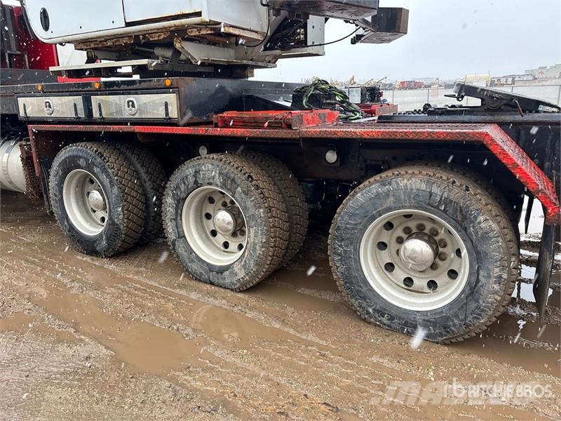 Peterbilt 45110T 45 ton Straight Boom on Peterbilt 367 10x6  Crane trucks