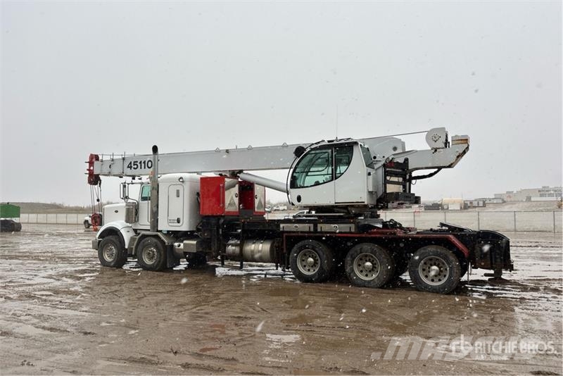 Peterbilt 45110T 45 ton Straight Boom on Peterbilt 367 10x6  Crane trucks