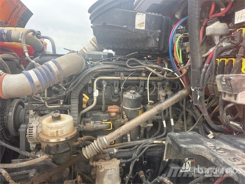 Peterbilt 567 Trekkers