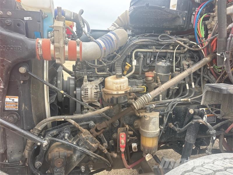 Peterbilt 567 Trekkers
