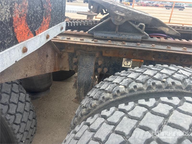 Peterbilt 567 Trekkers