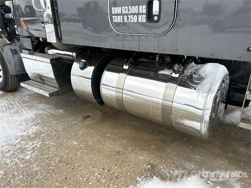 Peterbilt 567 Trekkers