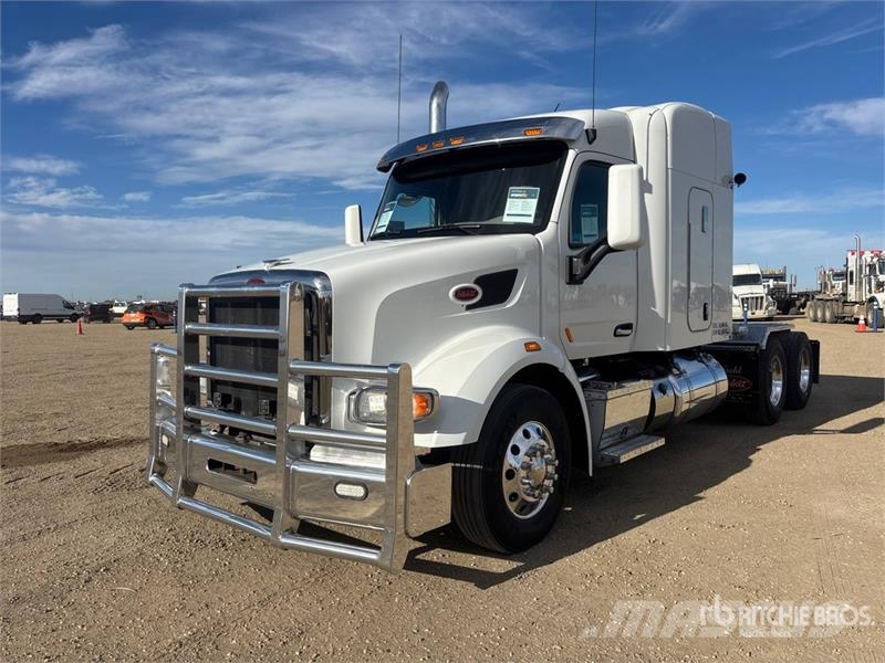 Peterbilt 567 Vlačilci