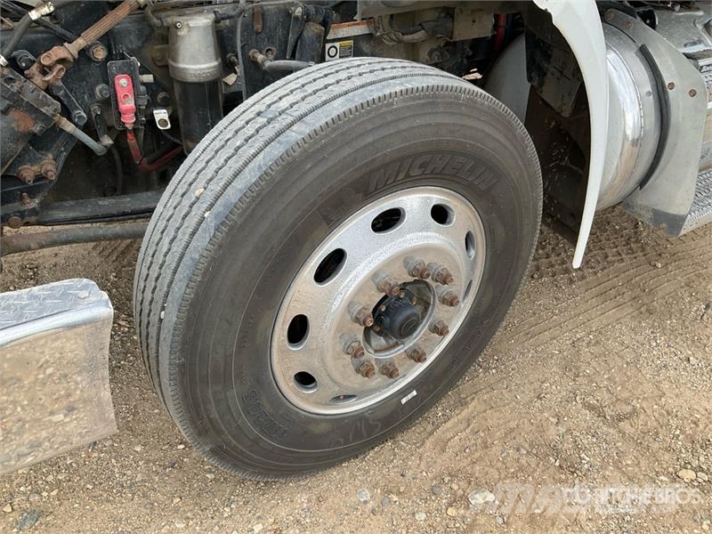 Peterbilt 567 트랙터 유닛
