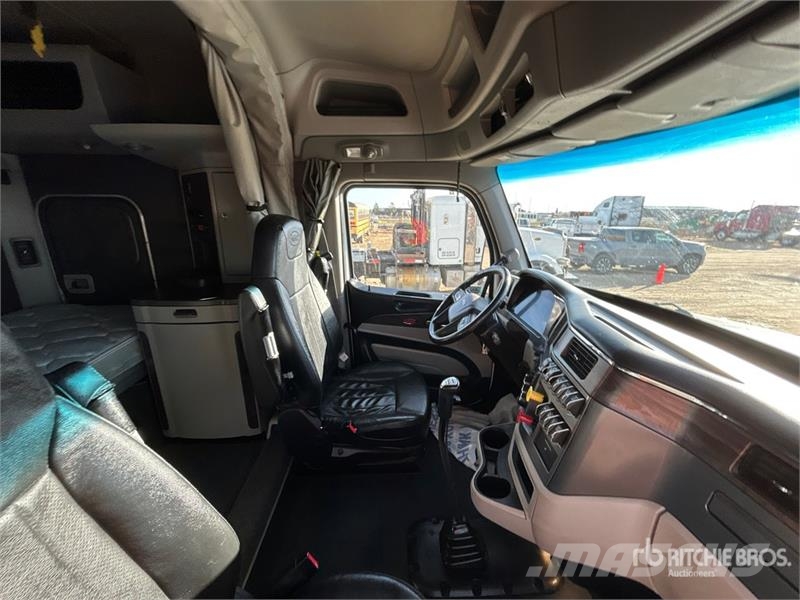 Peterbilt 567 Camiones tractor