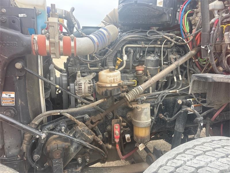Peterbilt 567 Trekkers
