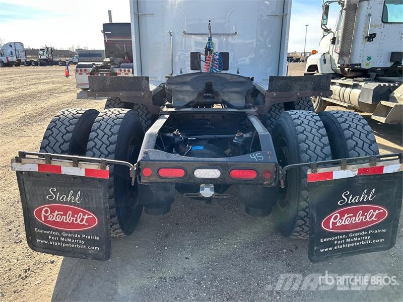 Peterbilt 567 Camiones tractor