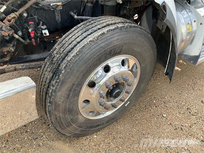 Peterbilt 567 트랙터 유닛
