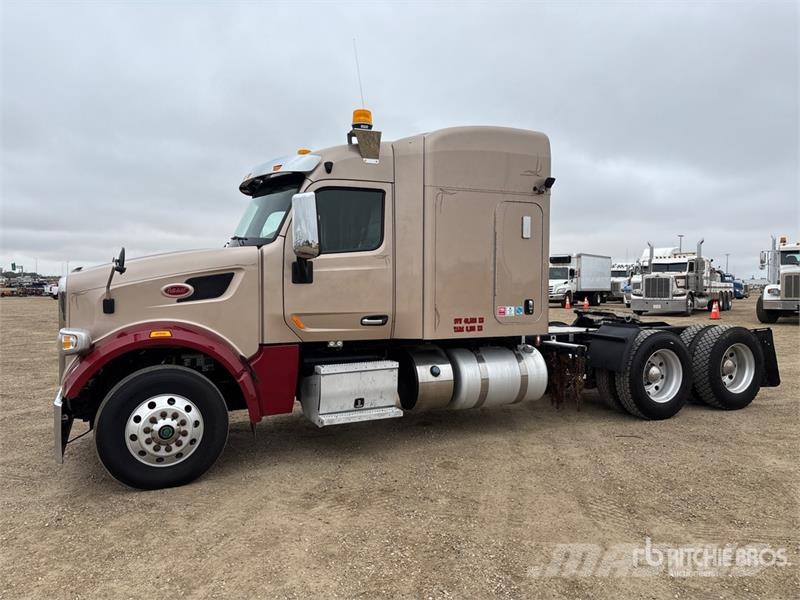 Peterbilt 567 Autotractoare