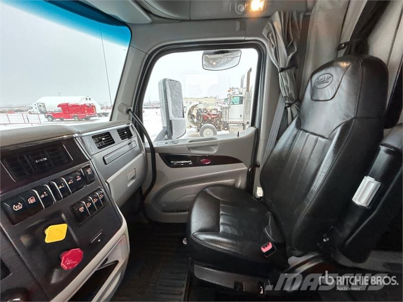 Peterbilt 567 Trekkers