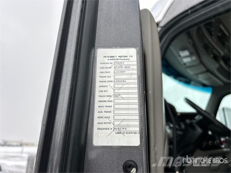 Peterbilt 567 Trekkers