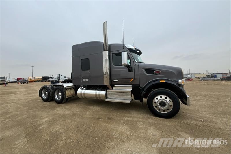 Peterbilt 567 Çekiciler