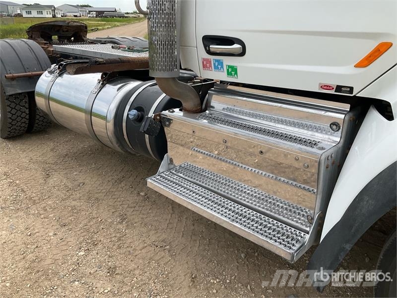 Peterbilt 567 트랙터 유닛
