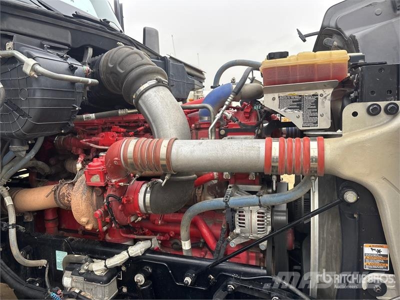 Peterbilt 567 Çekiciler