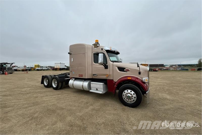 Peterbilt 567 Autotractoare