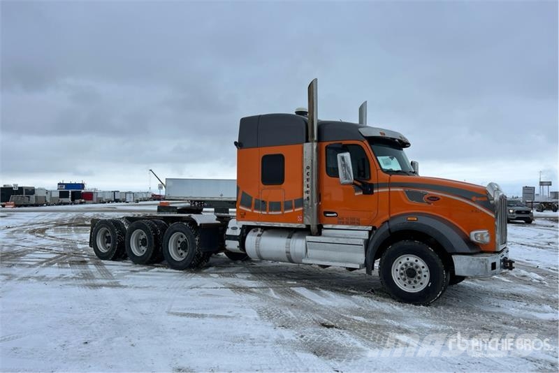 Peterbilt 567 Vetopöytäautot