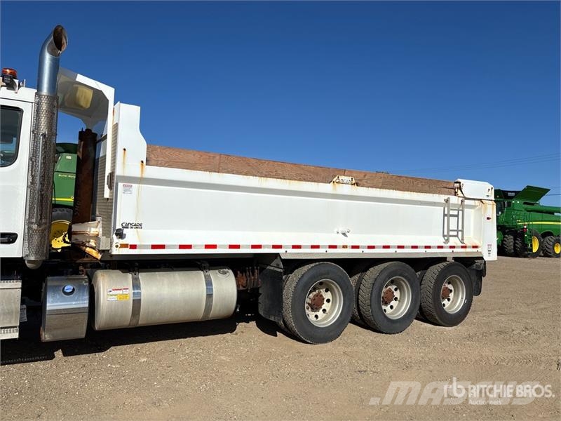 Peterbilt 567 Грузовики-Самосвалы