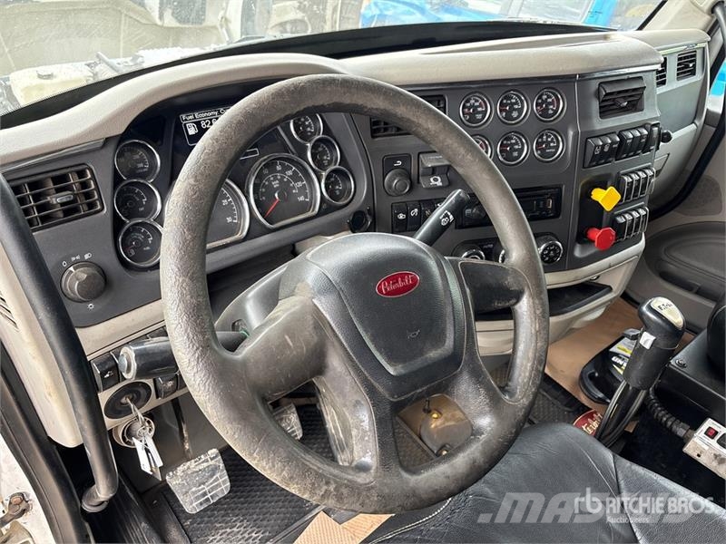 Peterbilt 567 Naudoti vilkikai