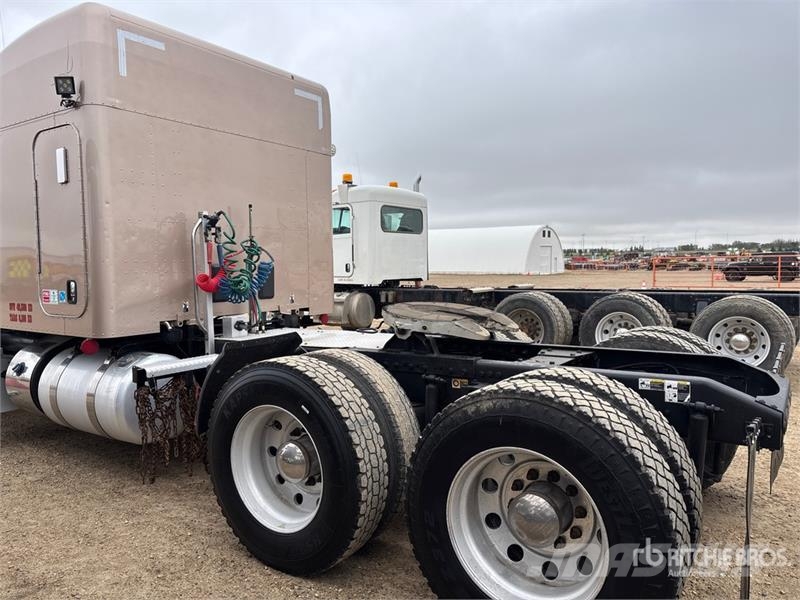 Peterbilt 567 Autotractoare