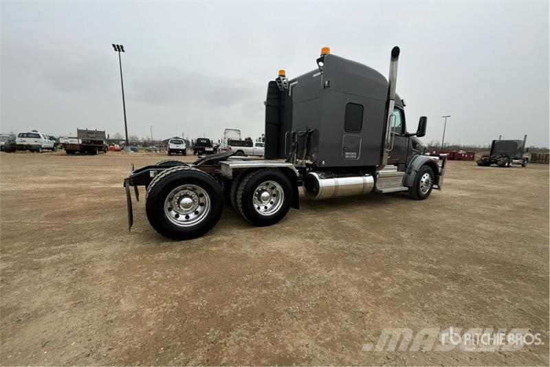 Peterbilt 567 Çekiciler