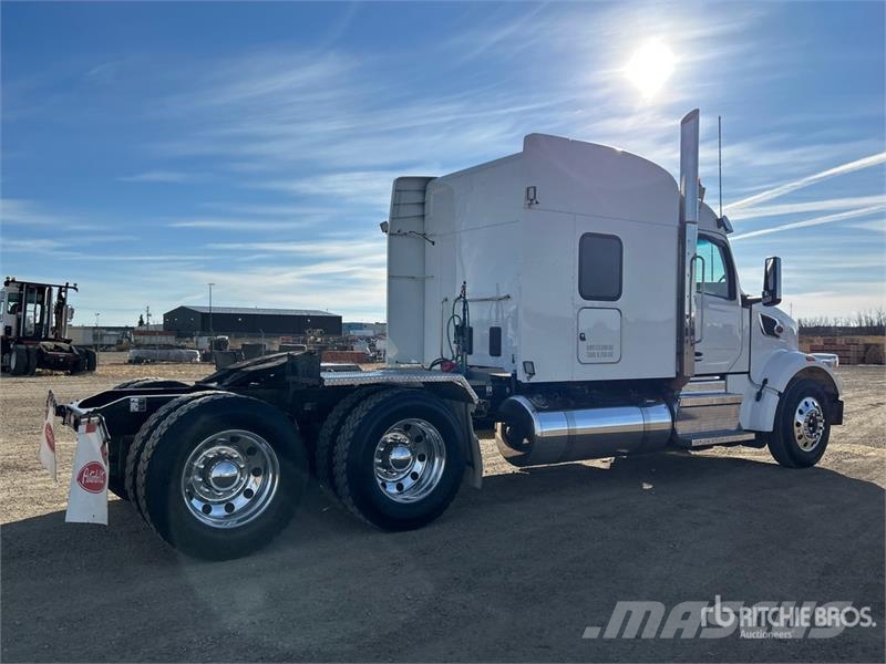 Peterbilt 567 Camiones tractor