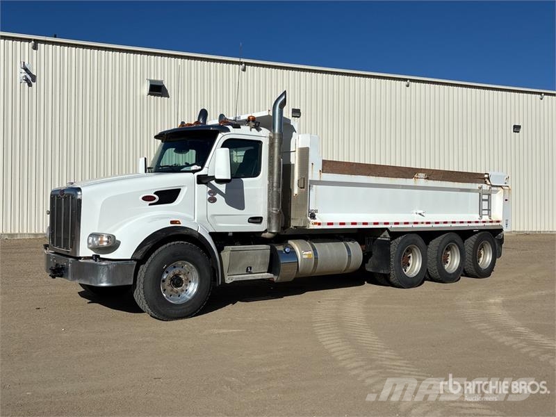 Peterbilt 567 Грузовики-Самосвалы
