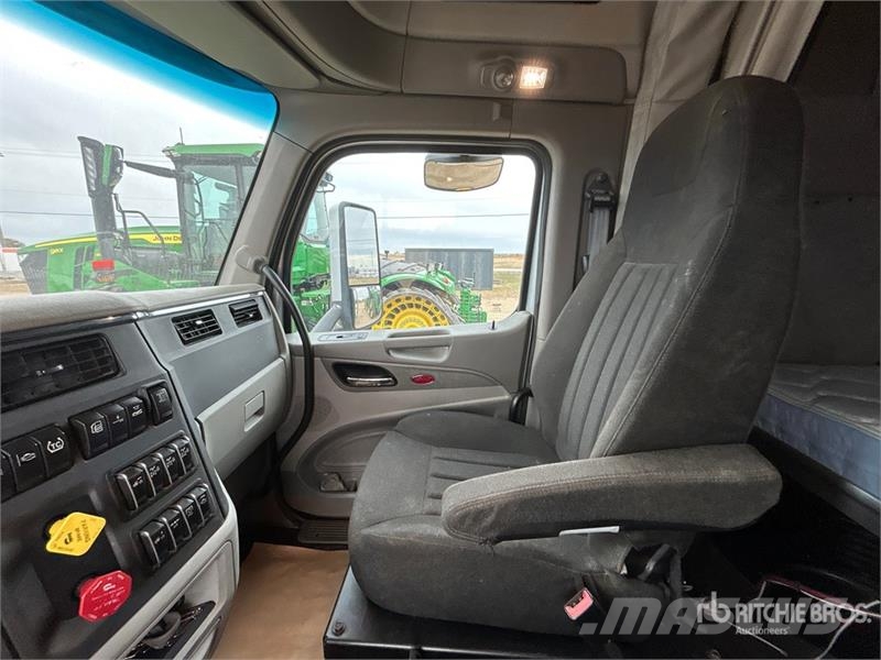 Peterbilt 567 Sattelzugmaschinen