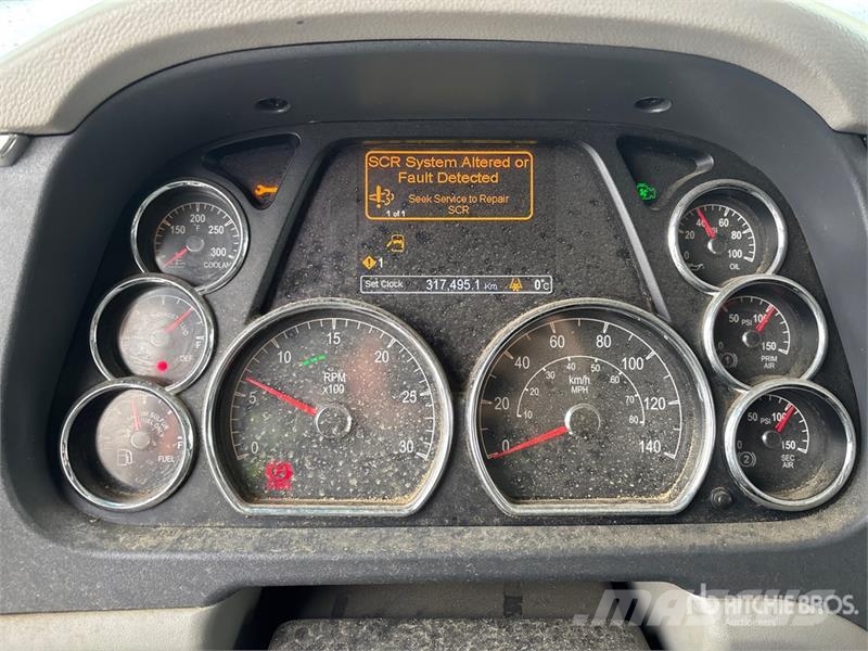 Peterbilt 567 Vetopöytäautot