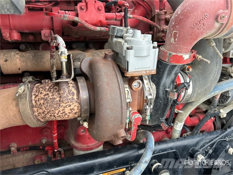 Peterbilt 567 Trekkers