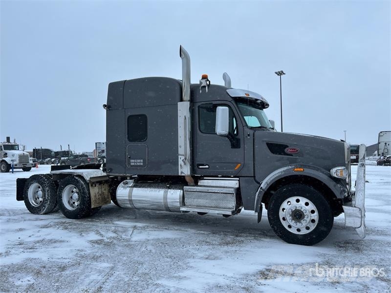 Peterbilt 567 Trekkers