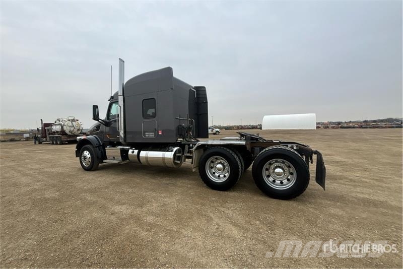 Peterbilt 567 Çekiciler