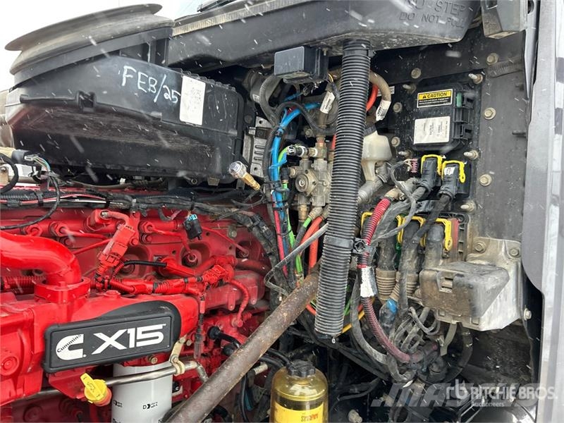 Peterbilt 567 Trekkers