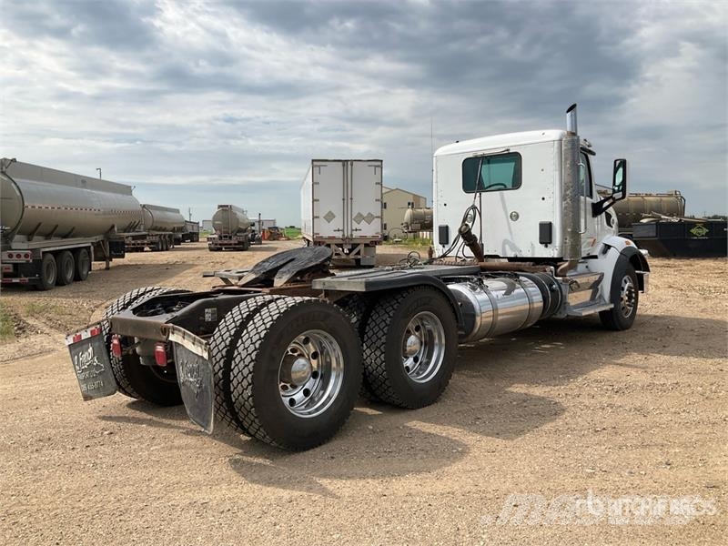 Peterbilt 567 트랙터 유닛