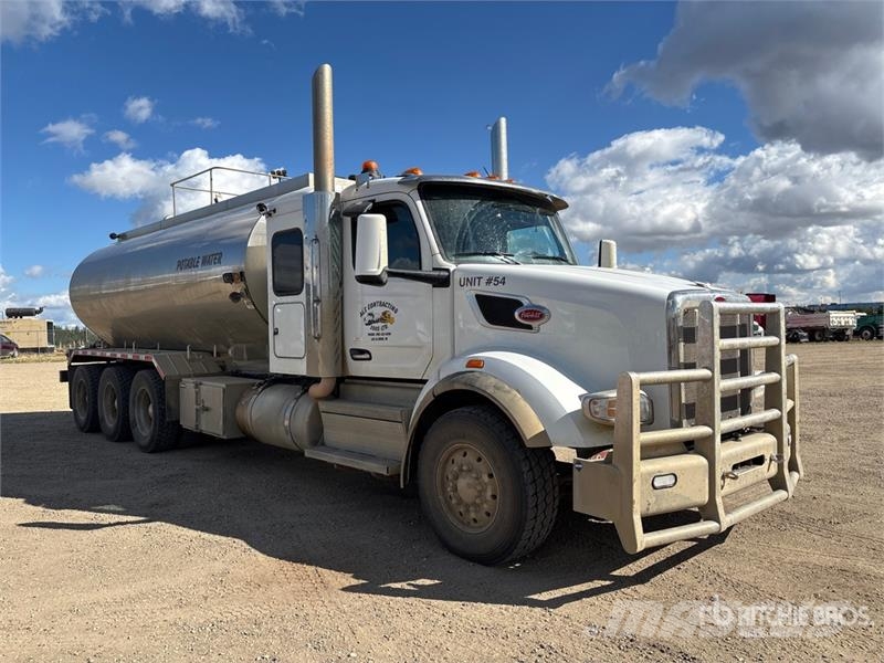 Peterbilt 567 4200 gal 8x6 Sleeper Tanker Truck Tovornjaki cisterne