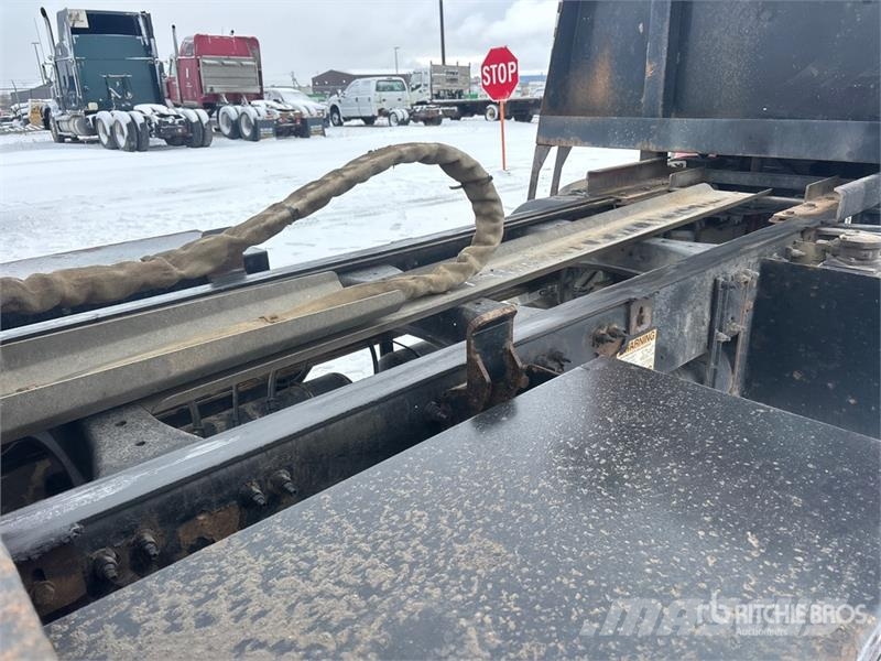 Peterbilt 567 6x4 Roll-Off Truck Komunalni tovornjaki
