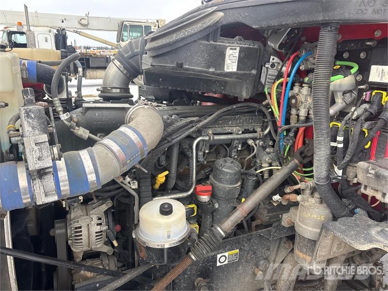 Peterbilt 567 6x4 Roll-Off Truck Komunalni tovornjaki