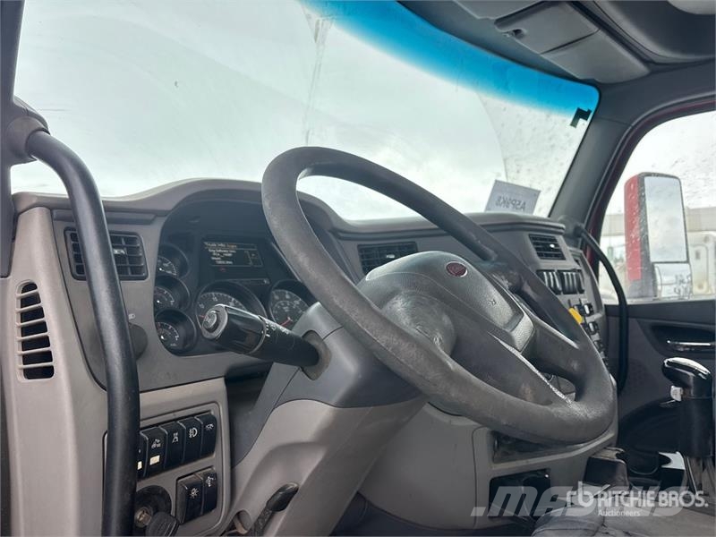 Peterbilt 567 6x4 Roll-Off Truck Komunalni tovornjaki