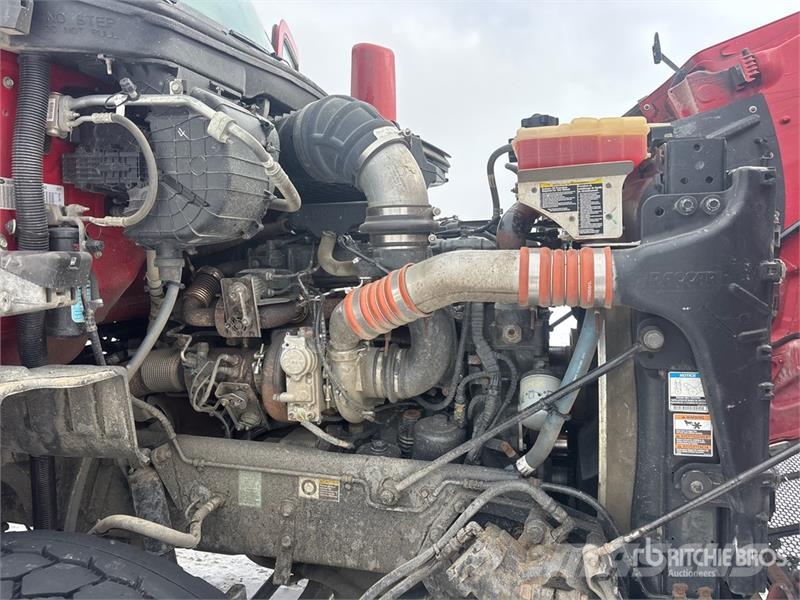 Peterbilt 567 6x4 Roll-Off Truck Komunalni tovornjaki