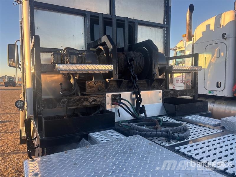 Peterbilt 567 6x4 Sleeper Winch Truck Grúas de vehículo