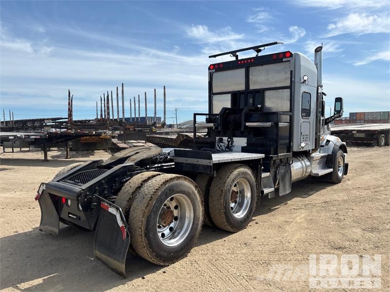 Peterbilt 567 6x4 Sleeper Winch Truck Bergungsfahrzeuge