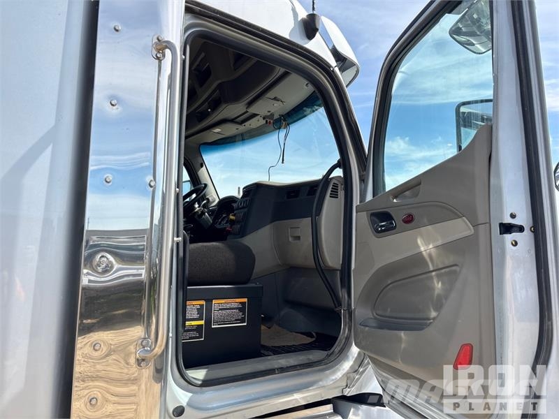 Peterbilt 567 6x4 Sleeper Winch Truck Bergungsfahrzeuge