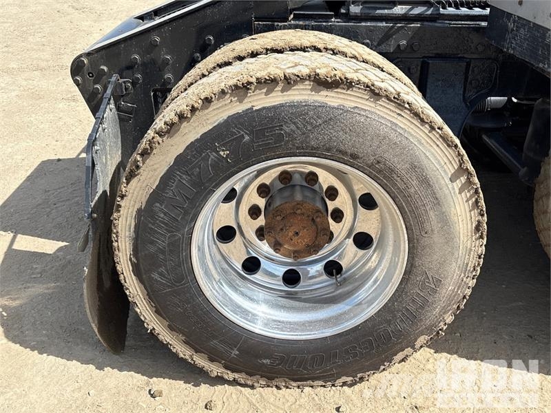 Peterbilt 567 6x4 Sleeper Winch Truck Bergungsfahrzeuge