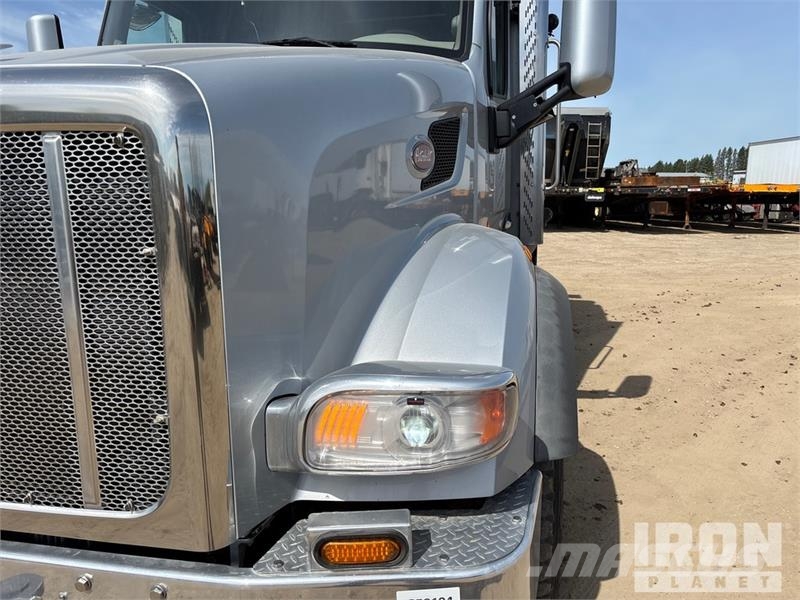 Peterbilt 567 6x4 Sleeper Winch Truck Bergungsfahrzeuge