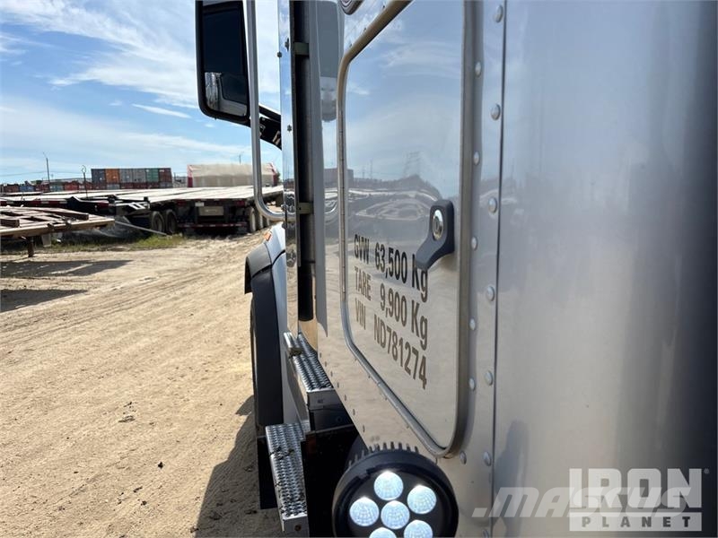 Peterbilt 567 6x4 Sleeper Winch Truck Bergungsfahrzeuge