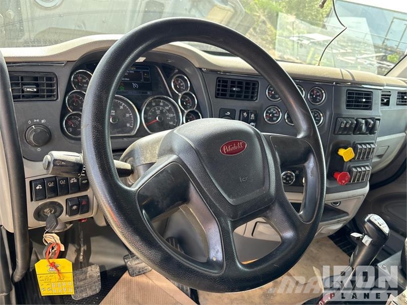 Peterbilt 567 6x4 Sleeper Winch Truck Bergungsfahrzeuge