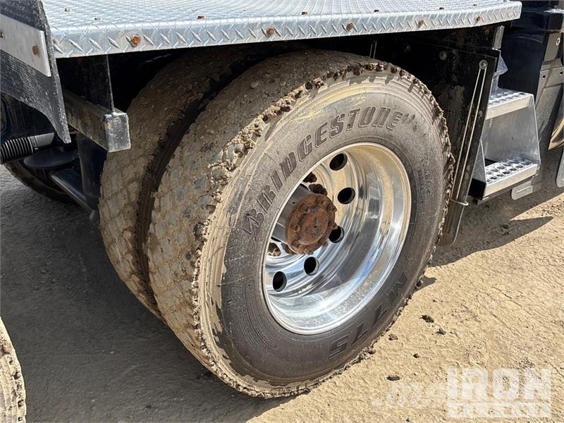 Peterbilt 567 6x4 Sleeper Winch Truck Bergungsfahrzeuge