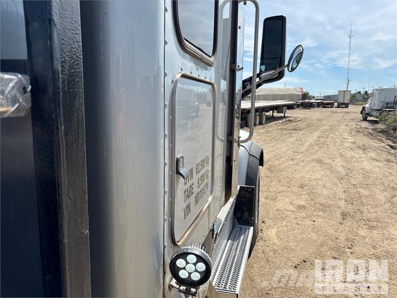 Peterbilt 567 6x4 Sleeper Winch Truck Bergungsfahrzeuge