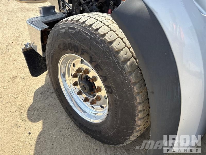Peterbilt 567 6x4 Sleeper Winch Truck Bergungsfahrzeuge