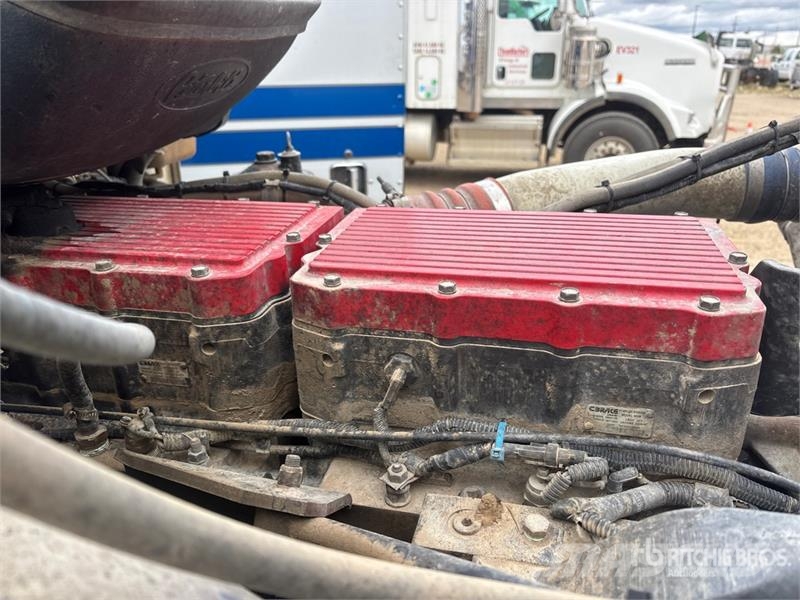 Peterbilt 567 6x4 T/A Dump Truck Tippbil